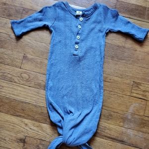 Kate Quinn knot gown